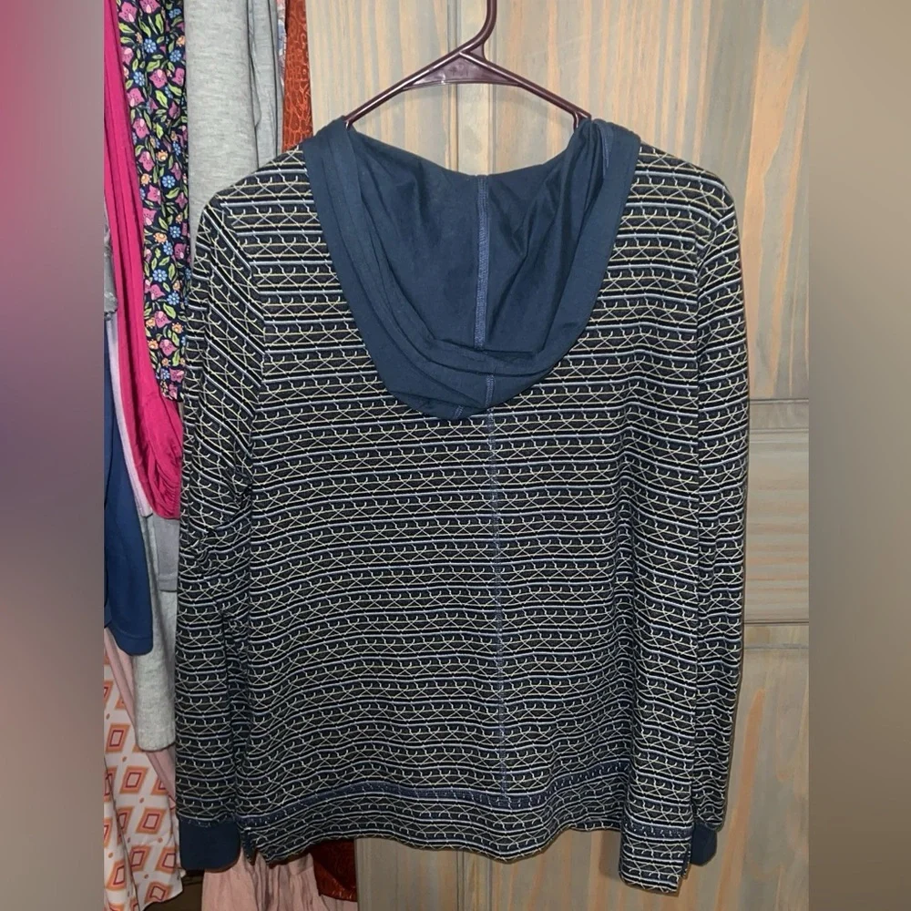 Old Ranch Hooded Top - Picture 2 of 4